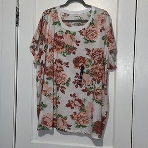 Torrid Short Sleeve Floral T-Shirt